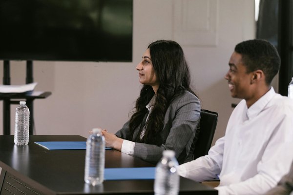 Sécurisez vos collaborations avec des influenceurs : 10 stratégies infaillibles pour réduire les risques légaux